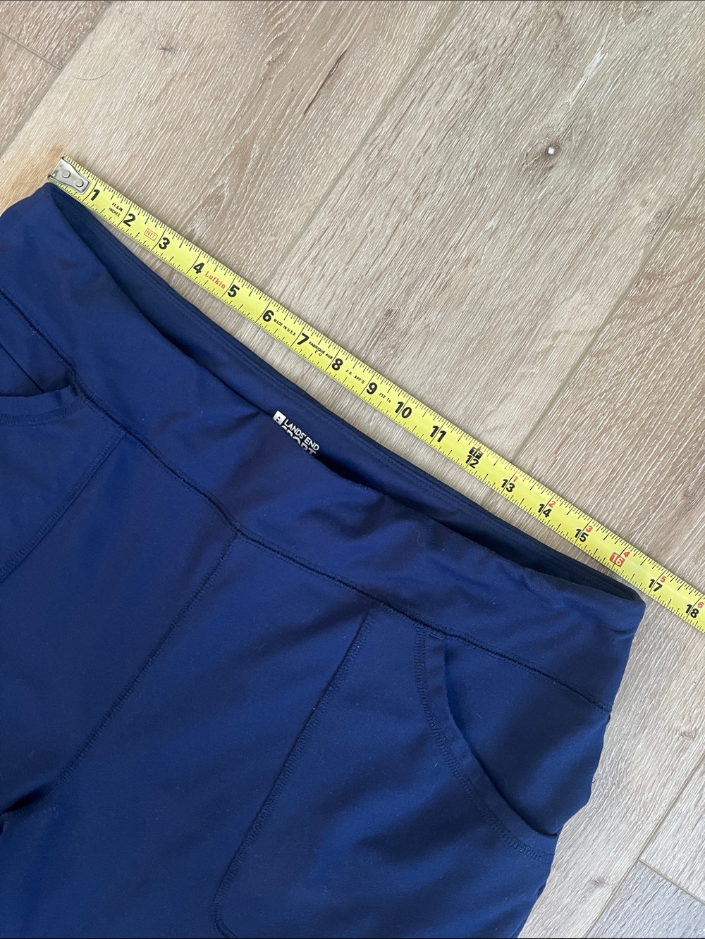 Lands' End Sport - Navy Pull-On Cropped Pants with Pockets, Great Condition! - Picture 6 of 14